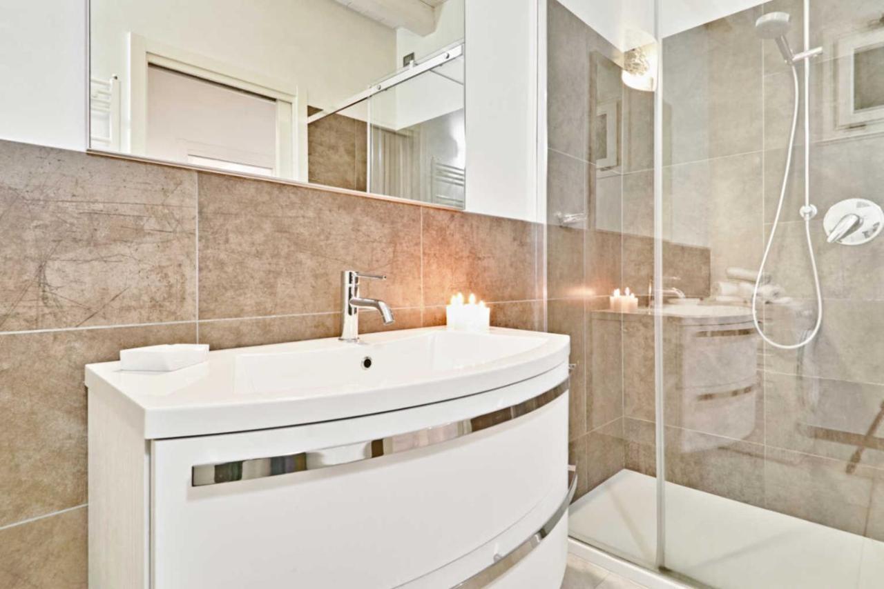 Warda A6 Apartment 데센자노델가르다 외부 사진